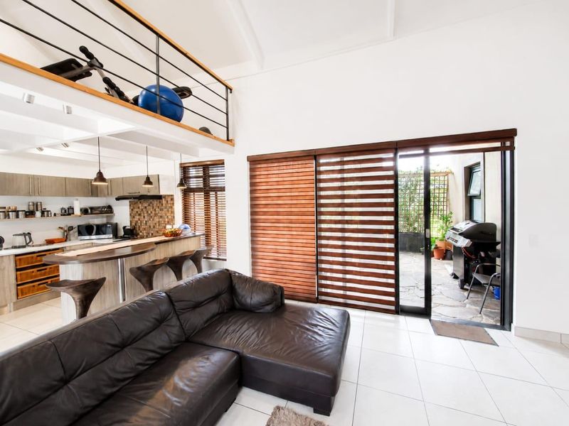 2Bedroom Corner Unit Townhouse for Sale on Omeya - Photo 3