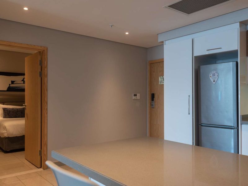 2 BEDROOM / 2 BATHROOM APARTMENT FOR SALE - Photo 10