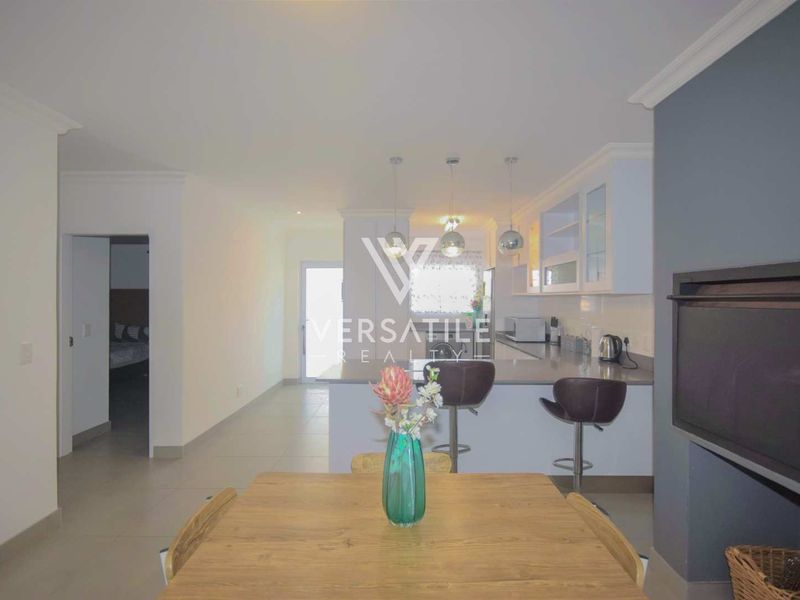 Apartment with Sea View - Photo 8