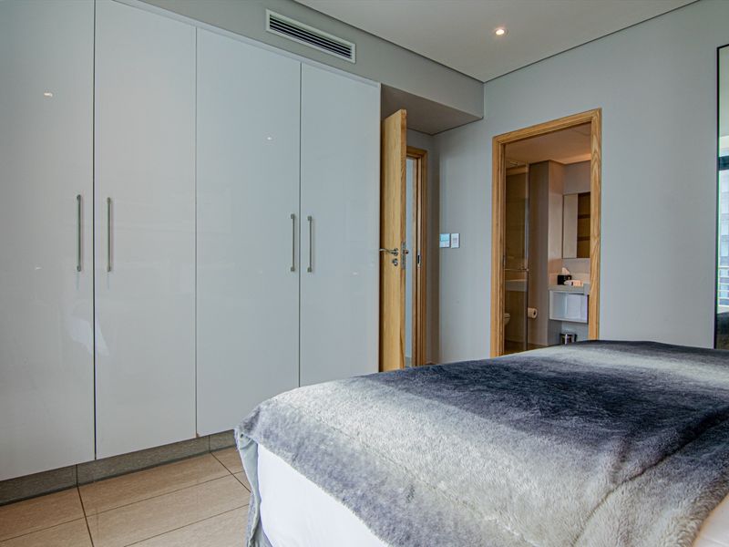 2 BEDROOM 2 BATHROOM - Photo 5