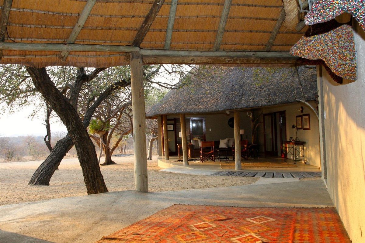 Exclusive to Century 21 Wildlife Properties, A Tranquil Bushveld Retreat near Hoedspruit - Photo 5
