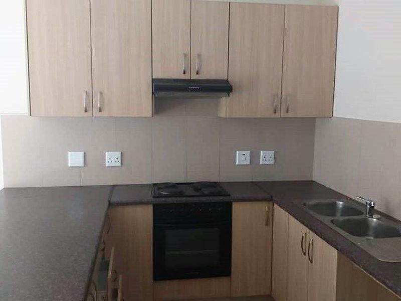FOR SALE: WALVIS BAY NEAR DUNESIDE HIGH SCHOOL - Photo 4
