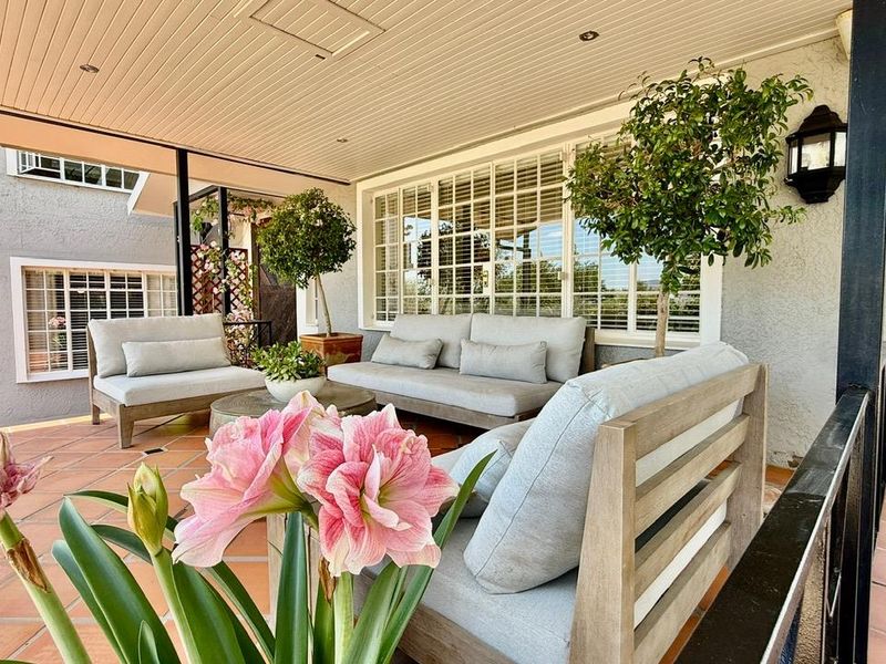 OLYMPIA - CLOSE TO ALL AMENITIES - NS5 995 000 - Photo 2