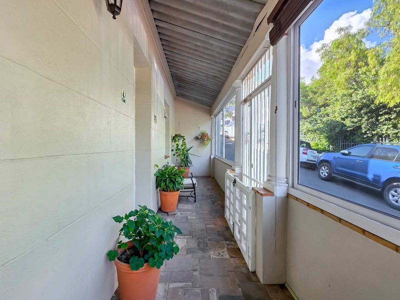 Character home in the heart of Sea Point - Photo 5