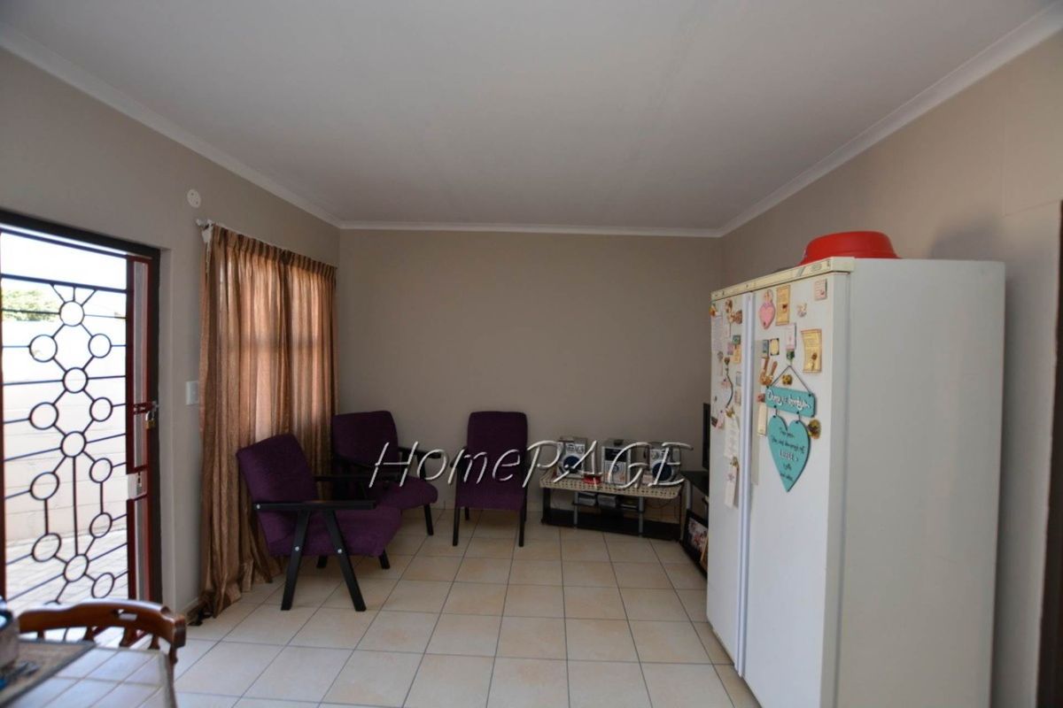 Henties Bay:  6 UNITS ON ONE ERF FOR SALE - Photo 5