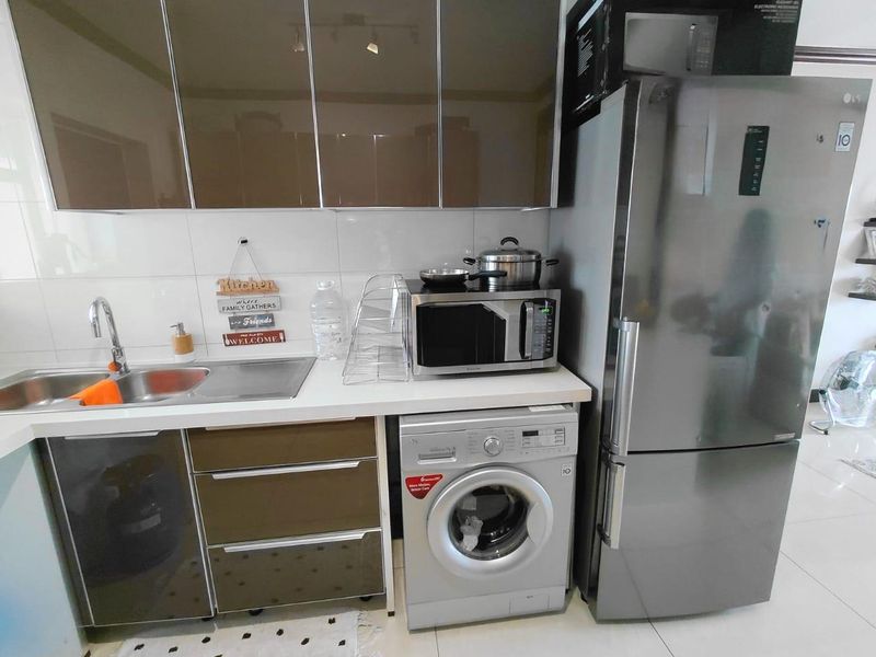 Charming 2-Bedroom Apartment in Cedar Acres Estate - Photo 4