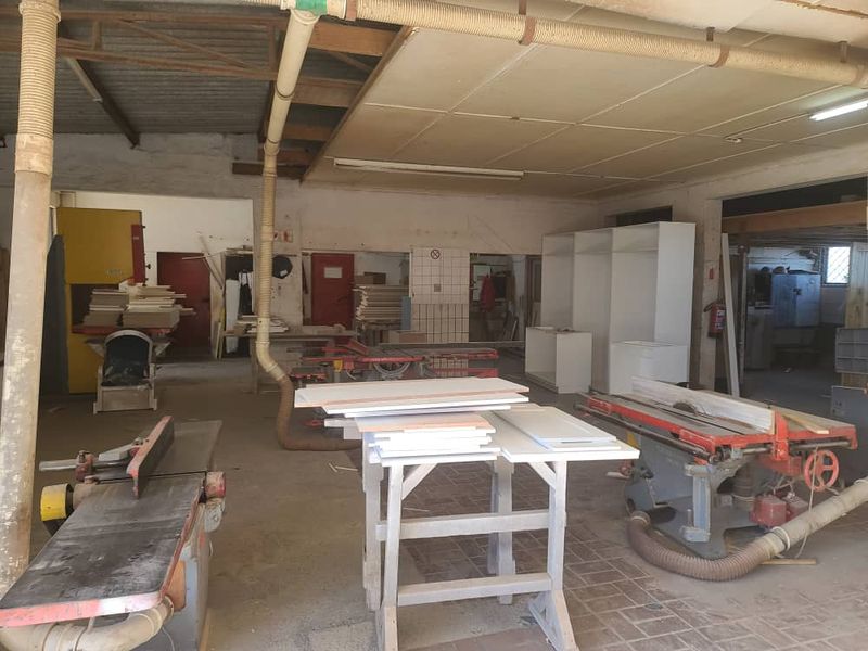 Prime Industrial Property in Walvis Bay. - Photo 10