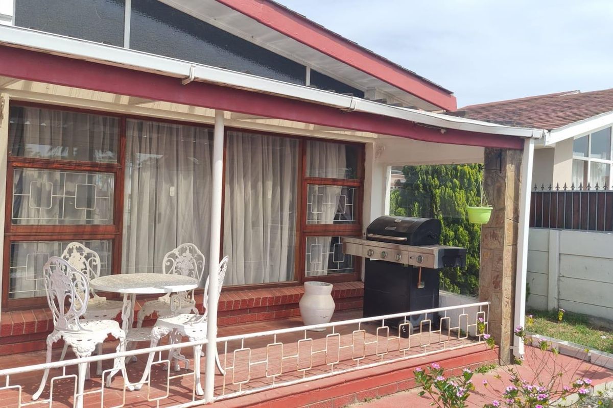Exceptional Value! A Feature-Packed 3-Bedroom Home You Don’t Want to Miss - Photo 2