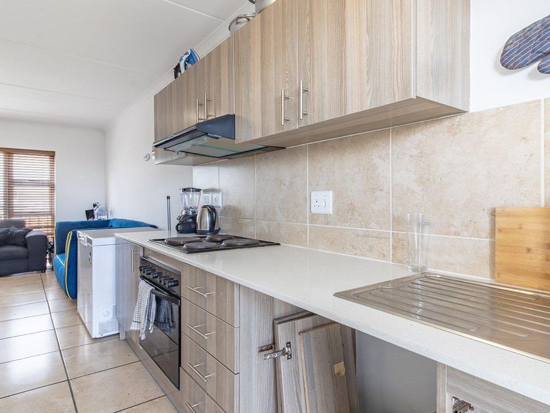 Comfortable 2-Bedroom, 1-Bath Apartment – Ideal Everyday Living - Photo 5