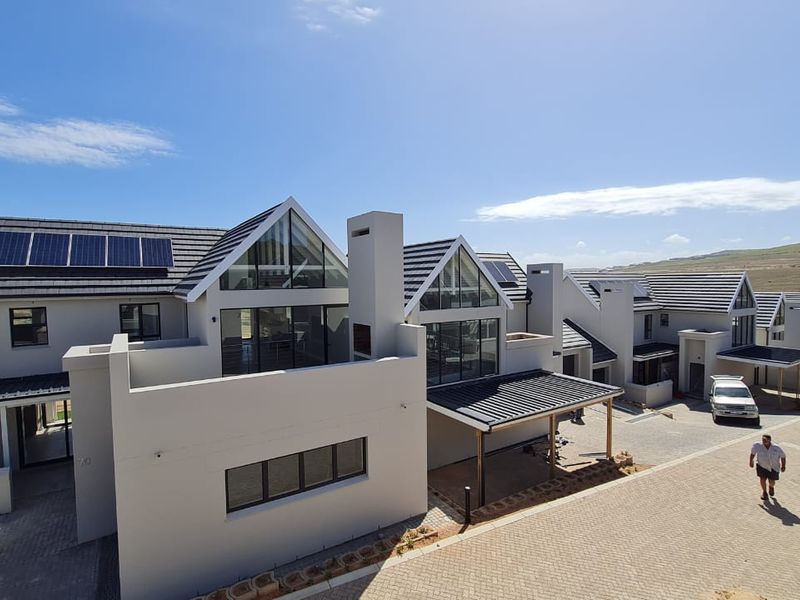 2 Bedroom Modern Apartment for long term rental - Photo 7