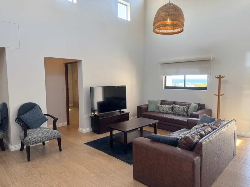 Stylish 3-Bedroom Coastal Home for Sale in St Helena Views Estate, St Helena Bay - Photo 8