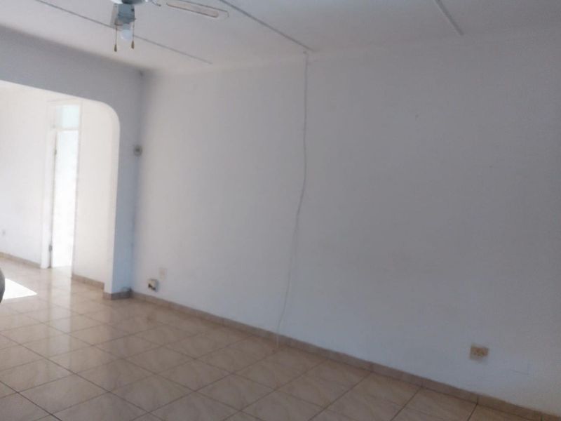 Spacious 4 Bedroom house for Sale - Photo 10