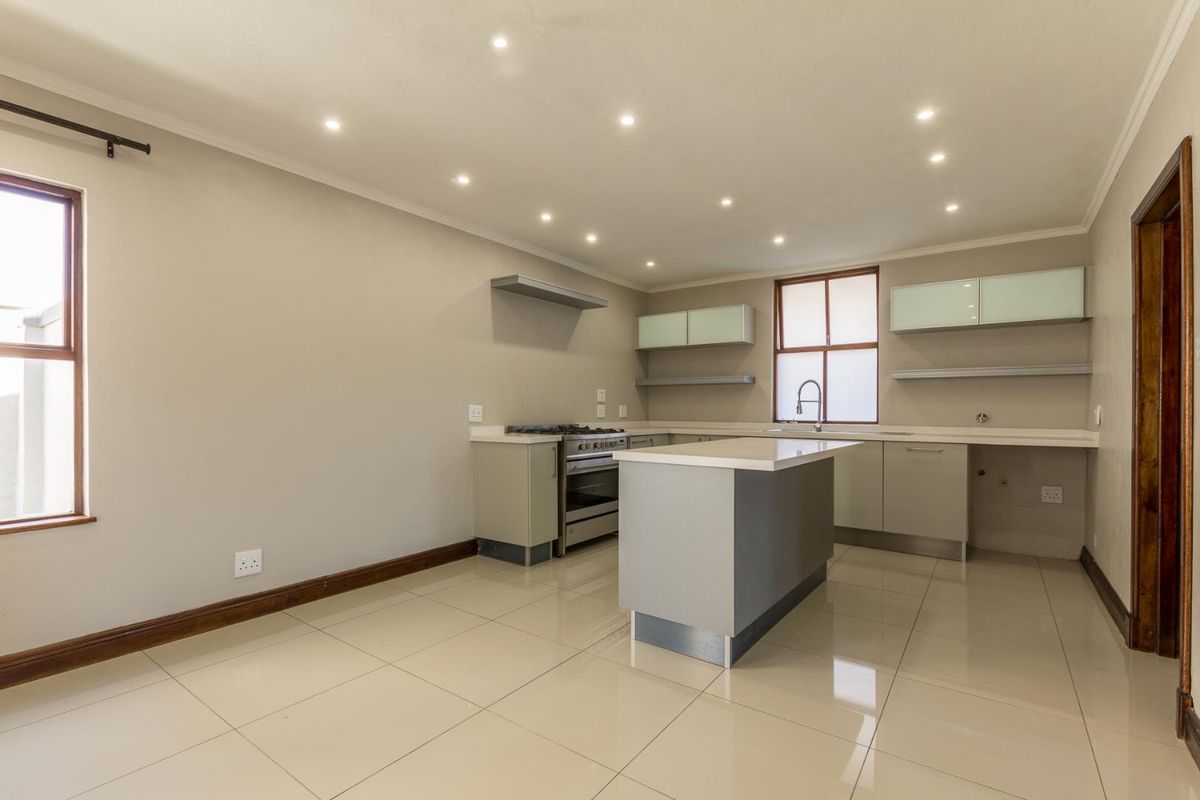 2 BEDROOM HOUSE TO RENT IN DAINFERN - Photo 3