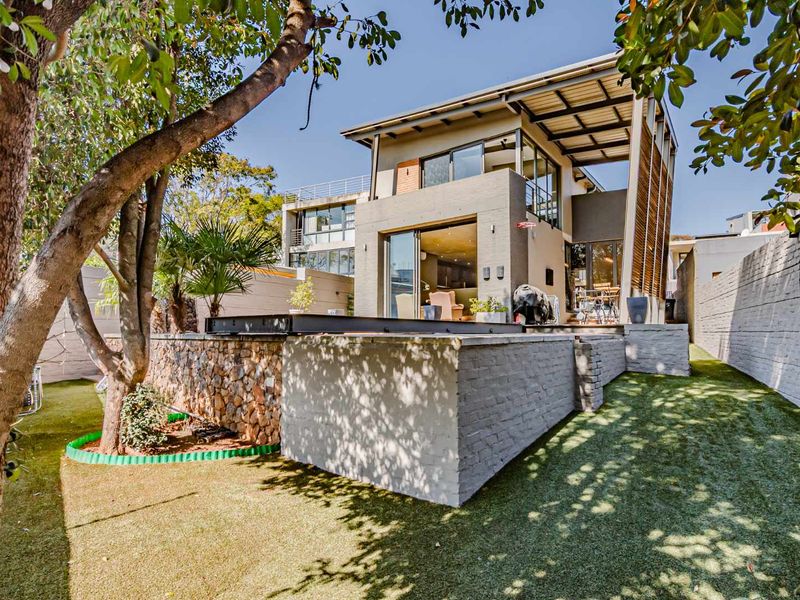 Where Style Meets Design: Your Dream Home Awaits! - Photo 3