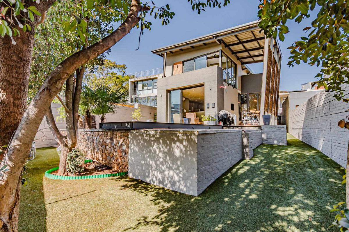 Where Style Meets Design: Your Dream Home Awaits! - Photo 3