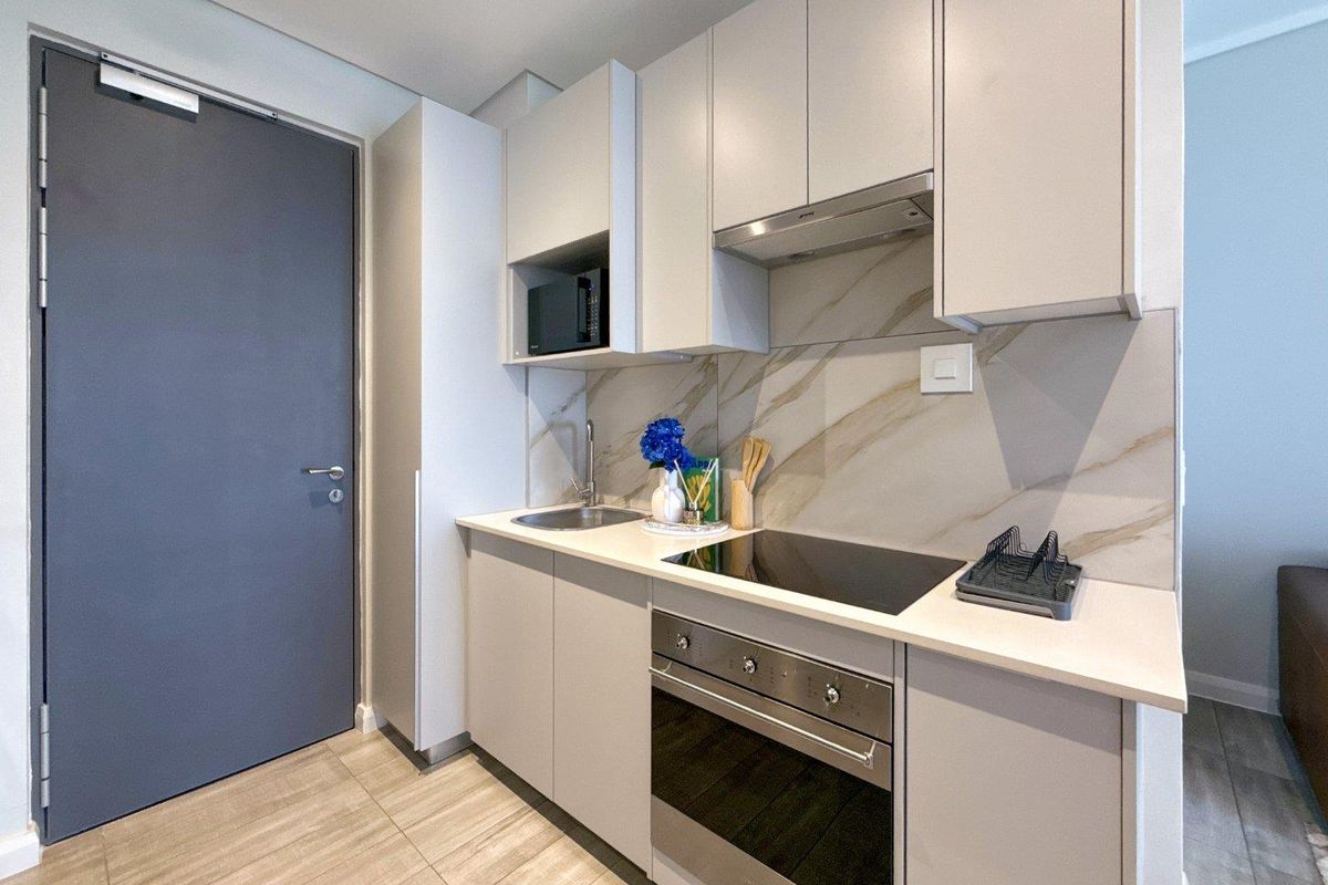 Executive 1-Bedroom Suite at The Capital Trilogy, Menlyn Maine - Photo 2