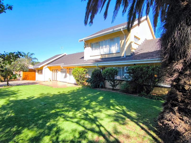 Prime Location in Brackenhurst! - Photo 2