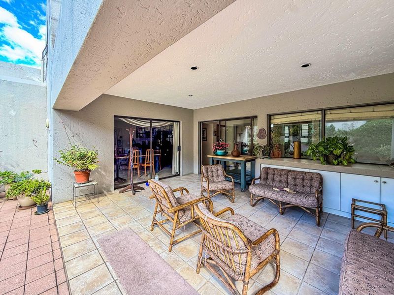 Prime Bryanston Gem Near St Stithians — Bring Your Vision - Photo 5