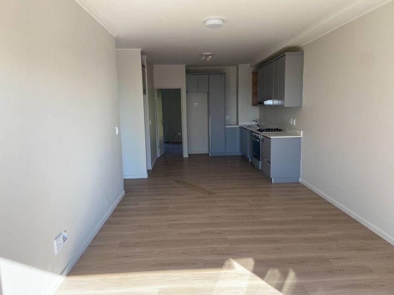 Secure 2 Bedroom Apartment – Simons Town - Photo 2