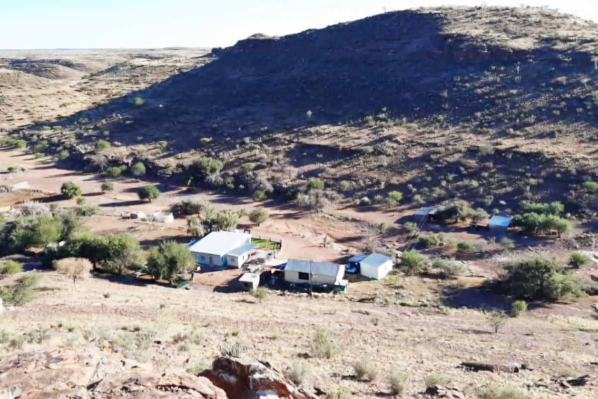 Beautiful Farm for Sale in the South of Namibia – Prime Livestock Opportunity! - Photo 5