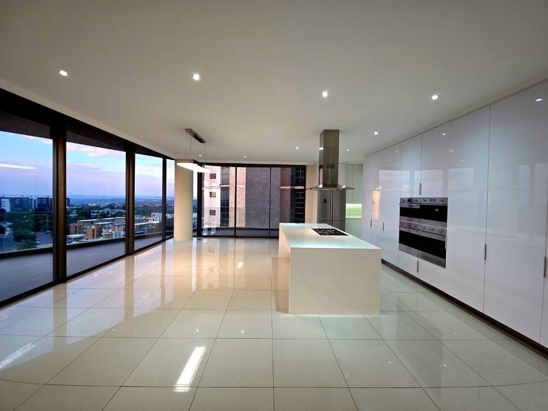 Sky-High Sophistication: Luxury 3-Bedroom Residence at Central Square Sandton - Photo 6