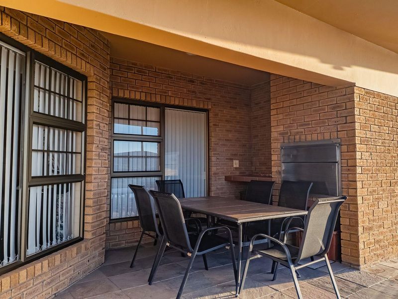 Short term rental - AVAILABLE IN HARTENBOS - Photo 6