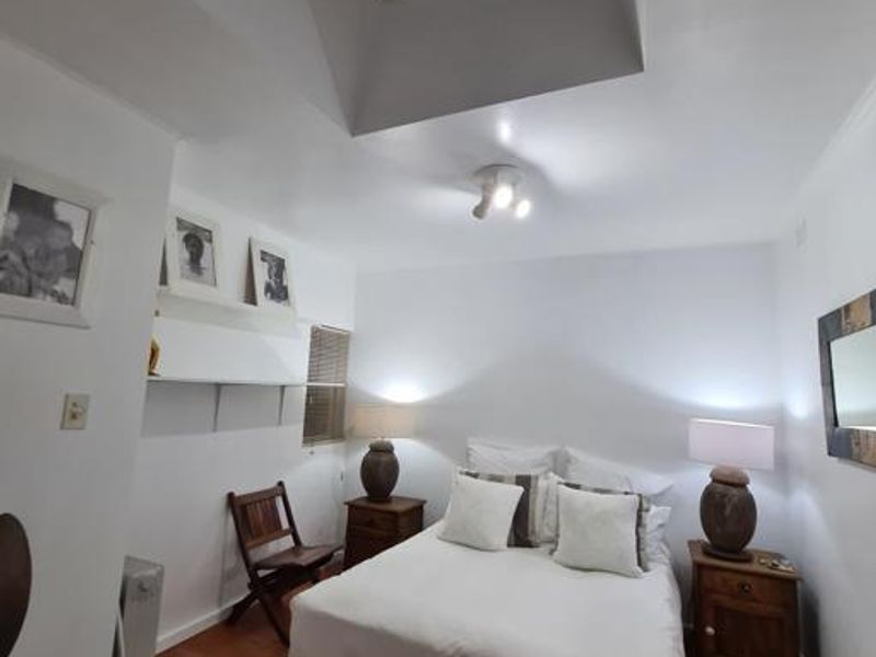 FURNISHED GARDEN COTTAGE - Photo 7