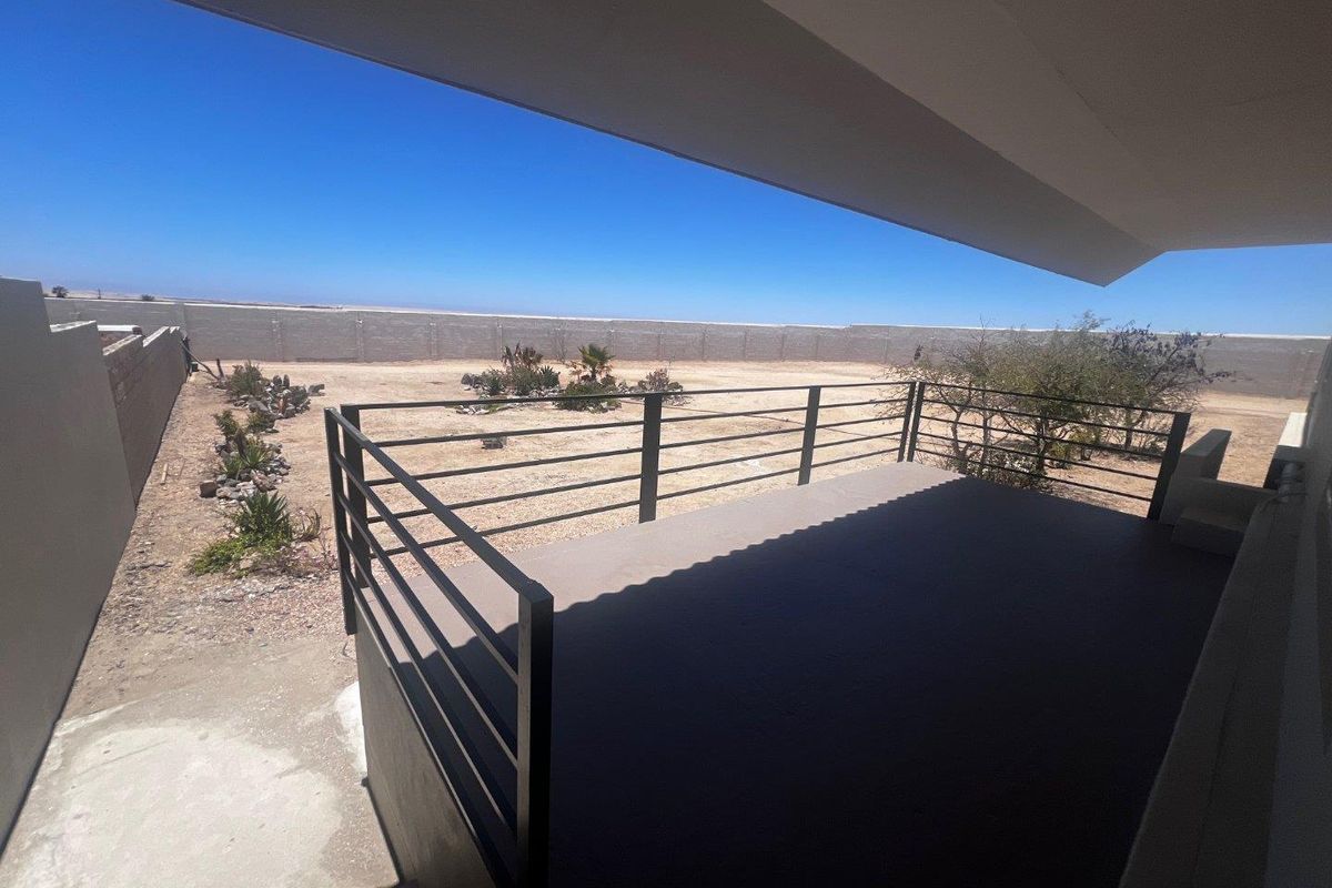 TWO MODERN SEMI-DETACHED HOUSES ON 4.23HA - Photo 2