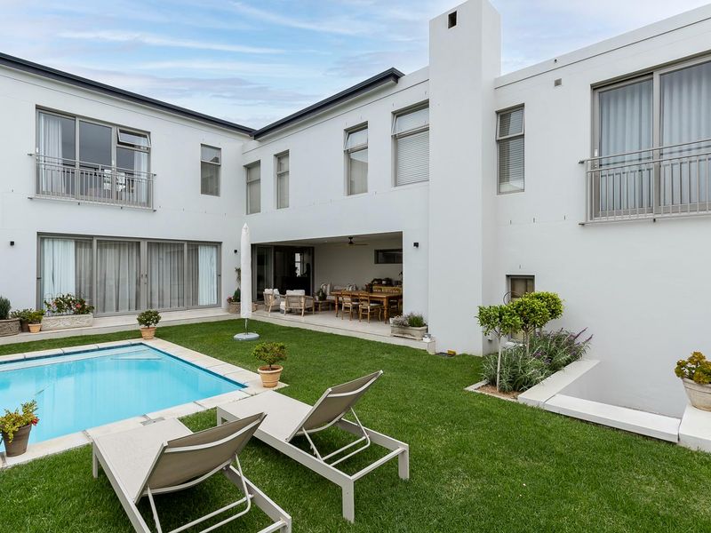 Elegant Family Home in Exclusive Westruther Estate, Paradyskloof – Stellenbosch - Photo 3