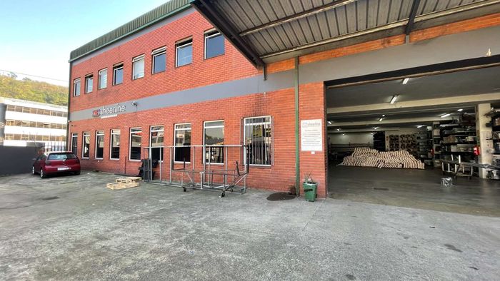 Property #2518351, Retail Rental Monthly in Springfield