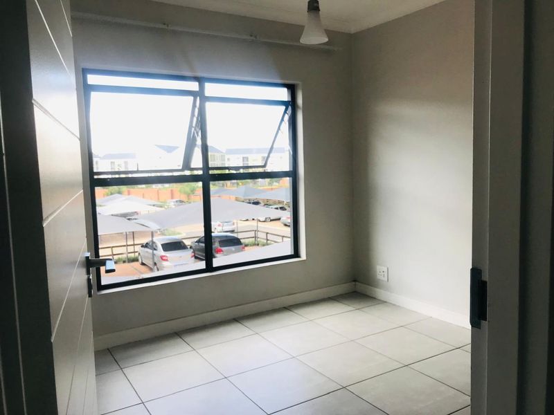 Luxury 1 Bedroom for Rent - Photo 10