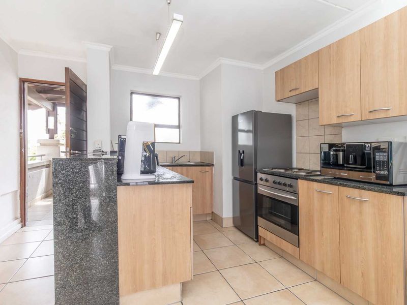 Light-Filled & Priced to Sell! - Photo 5