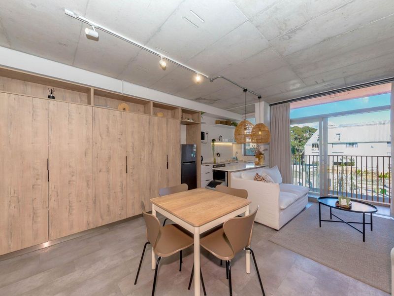 Airbnb Winner or the Ultimate Lock-up-and-Go in 'Six On N' - Photo 10