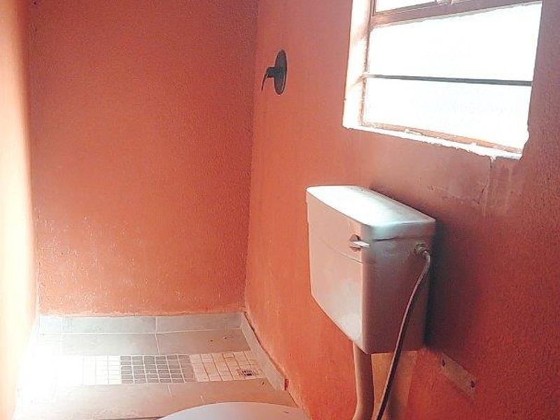 Secure Steady Income with This 6-Unit Rental Property - Photo 8