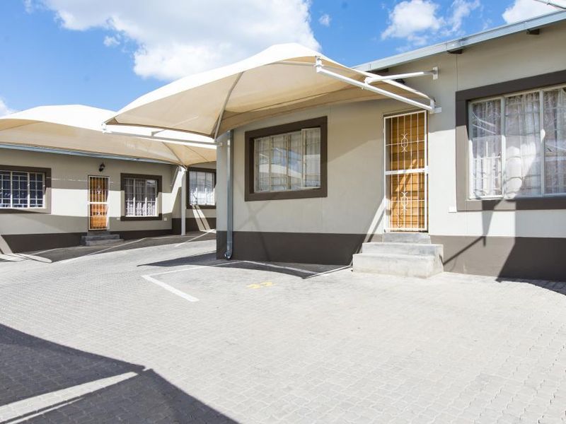 Engedi Complex for sale in Pionierspark - Photo 3