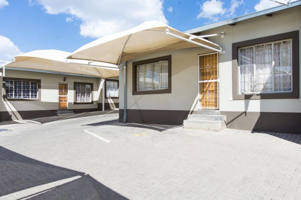 Engedi Complex for sale in Pionierspark - Photo 3