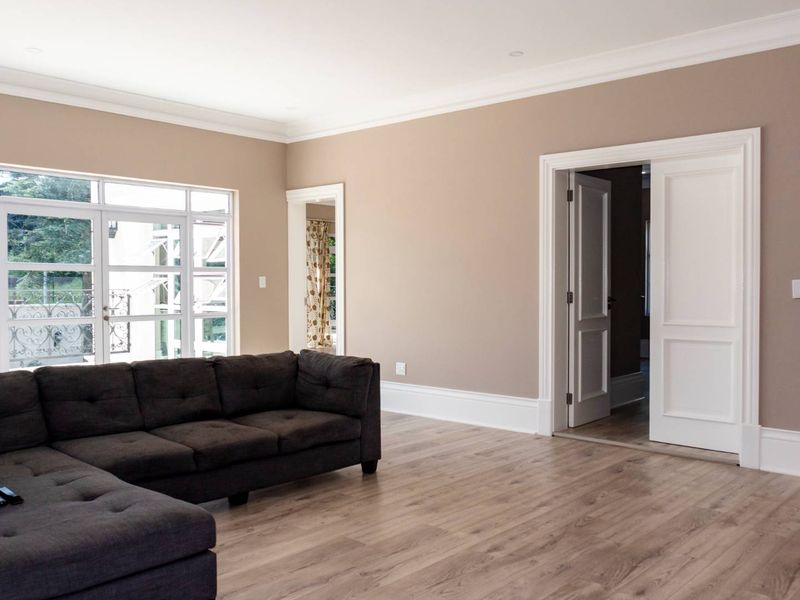 6 bedroom House To Let , Perfect for Corporate Lease. - Photo 9