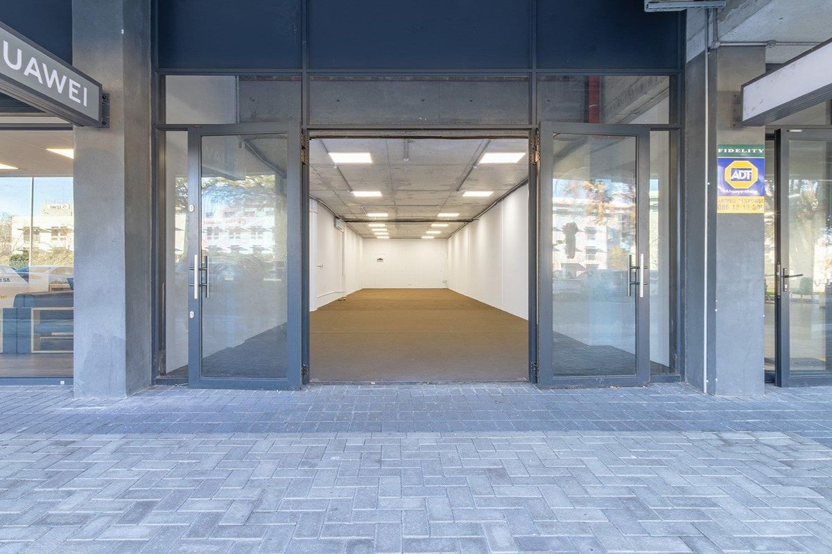 Prime Ground Floor Retail Space with Excellent Street Exposure - Photo 2