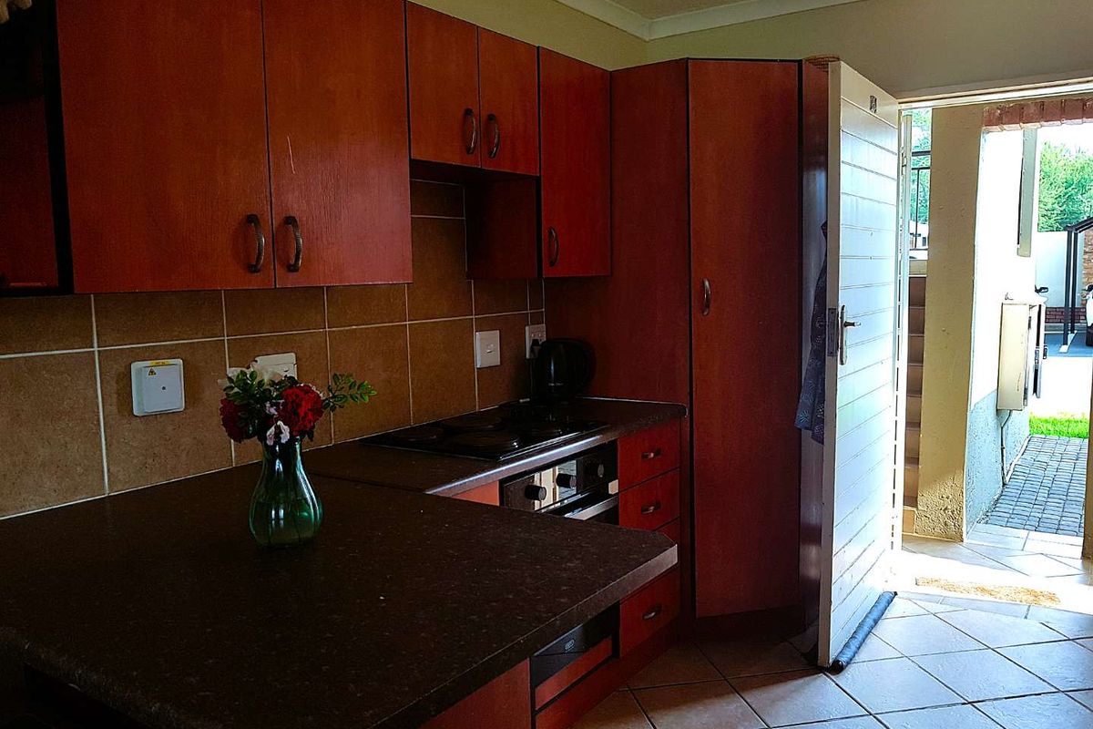 Secure Living with Excellent Amenities - Photo 3