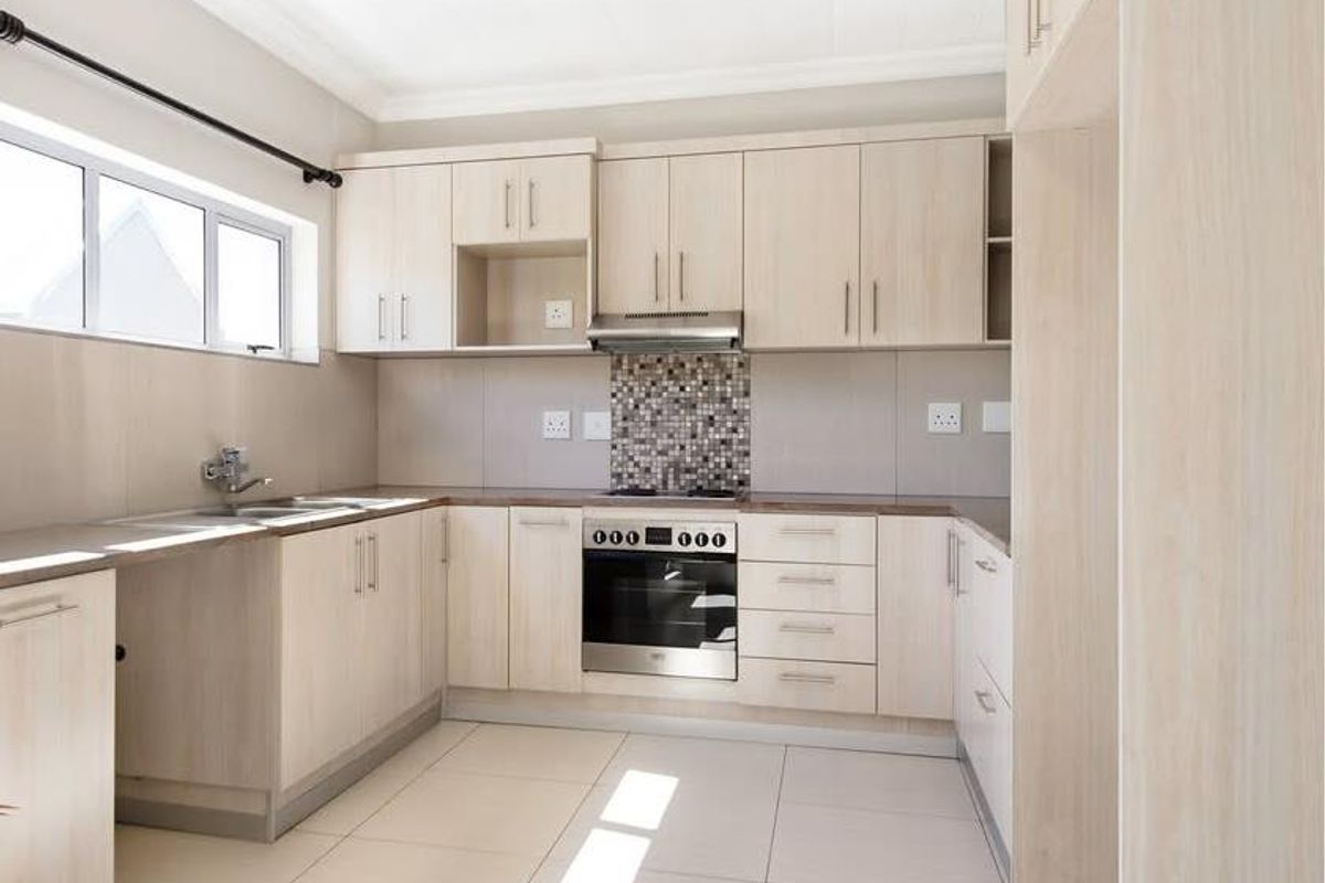 2 Bedroom Unit in Le Mont Complex, Avis - Photo 2