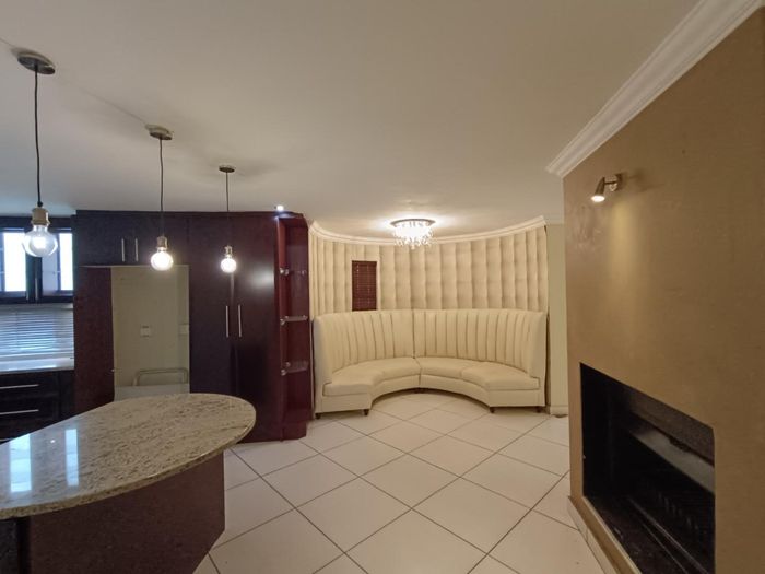 Property #2502856, House For Sale in Valley View