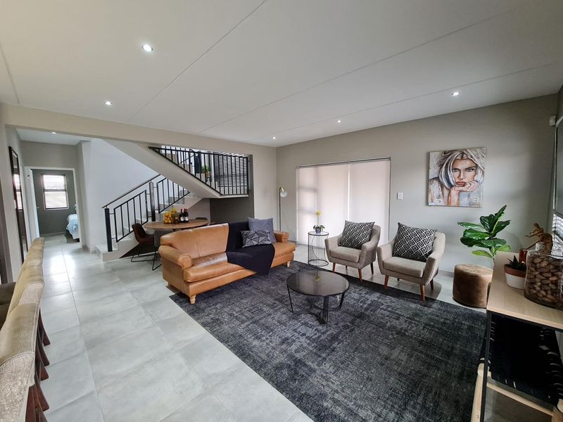 New Development - Modern Double-Storey Townhouses - SPECIAL! - Photo 3