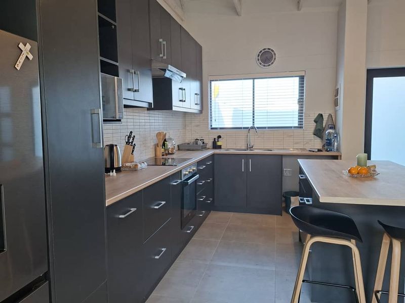 Townhouse to let - Fully furnished - Photo 3