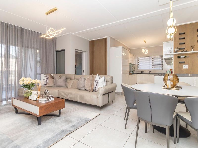 Luxury Fully Furnished Apartment to Rent | The Polofields. - Photo 2