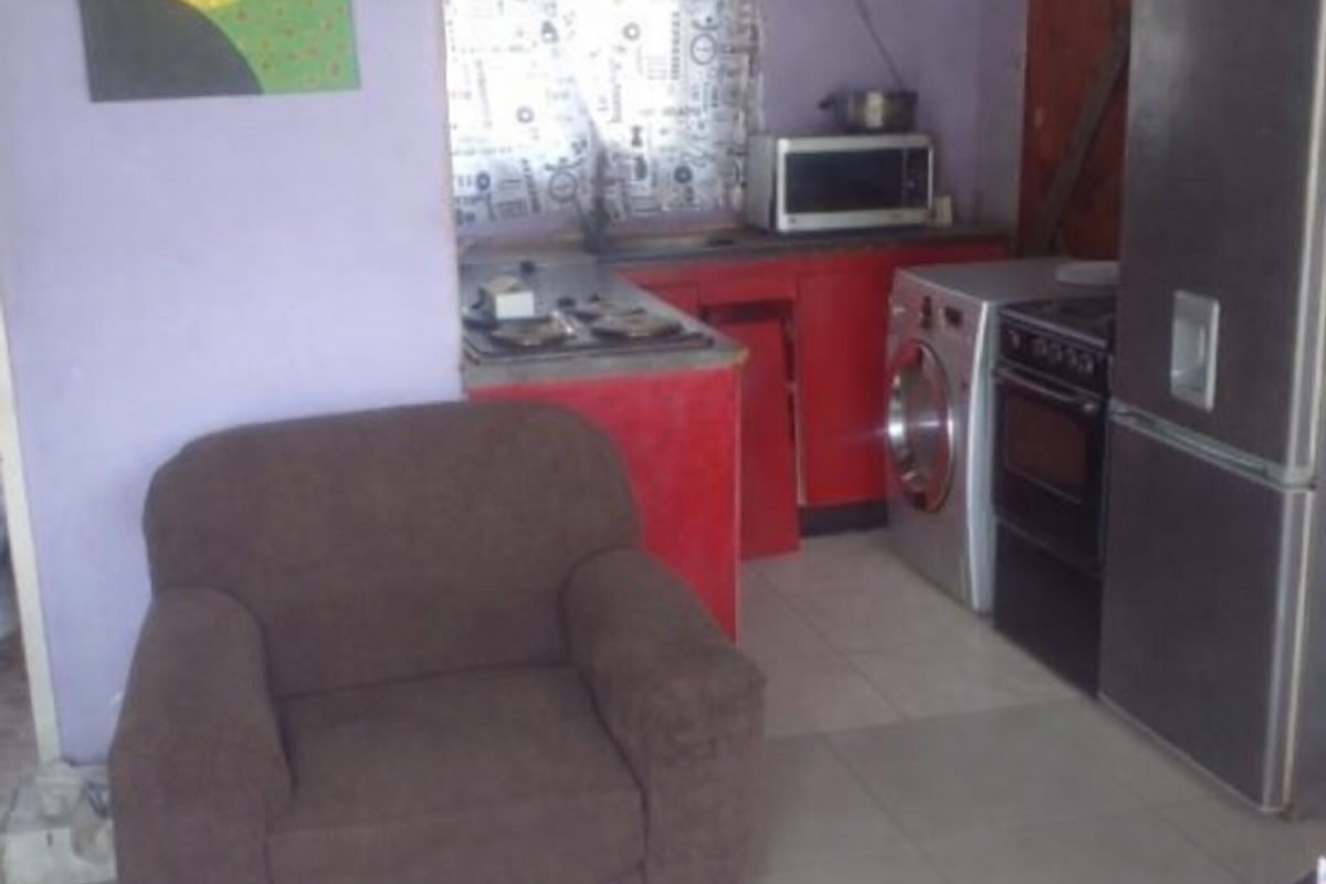 2 Bedroom House In Ivory Park - Photo 4