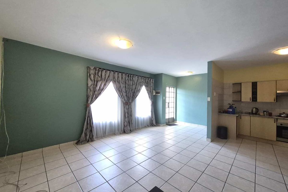 3 BEDS , 2 BATHROOMS FOR SALE IN NORKEM PARK - Photo 4
