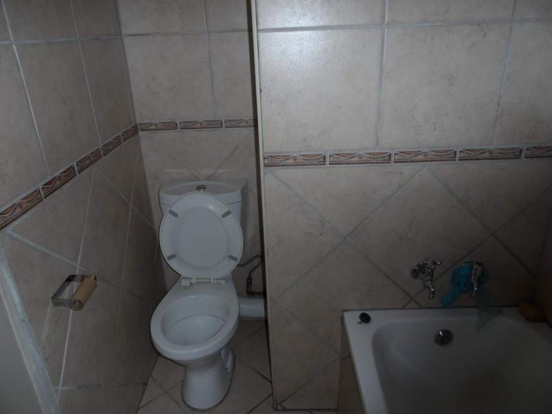 1 BEDROOM FLAT TO RENT IN DASPOORT - Photo 10