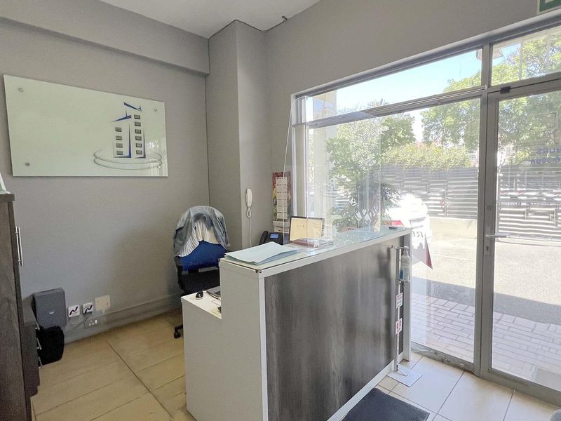 UNIQUE OFFICE SPACE IN THE HEART OF UMHLANGA - Photo 5