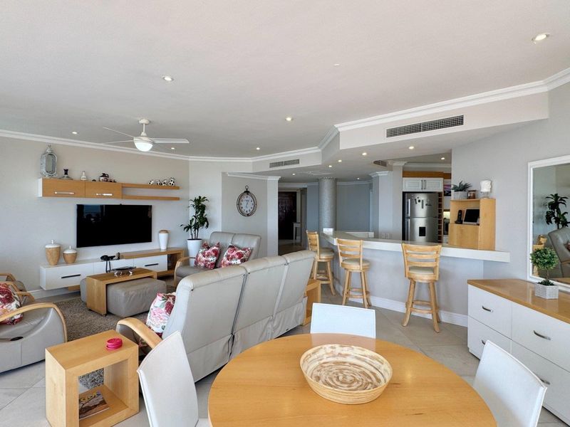 A rare gem in one of Umhlanga's most prestigious apartment blocks!!! - Photo 3