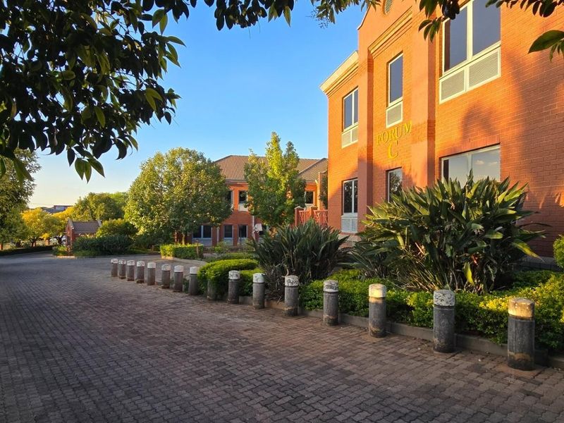 Command the N1: Your New Corporate Headquarters at Erasmus Forum - Photo 9